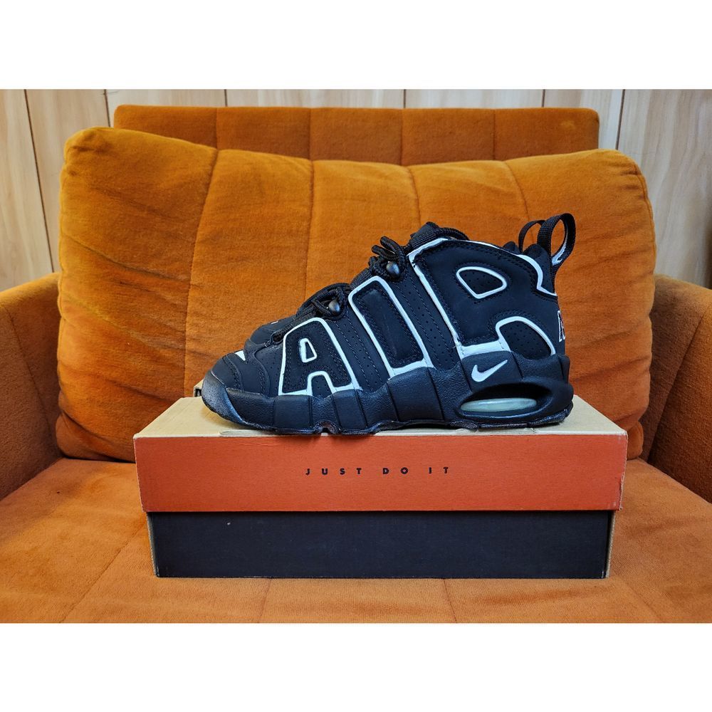 Deadstock 1996 Nike Air Much More Size 3 1/2 NOS 90s Pippen